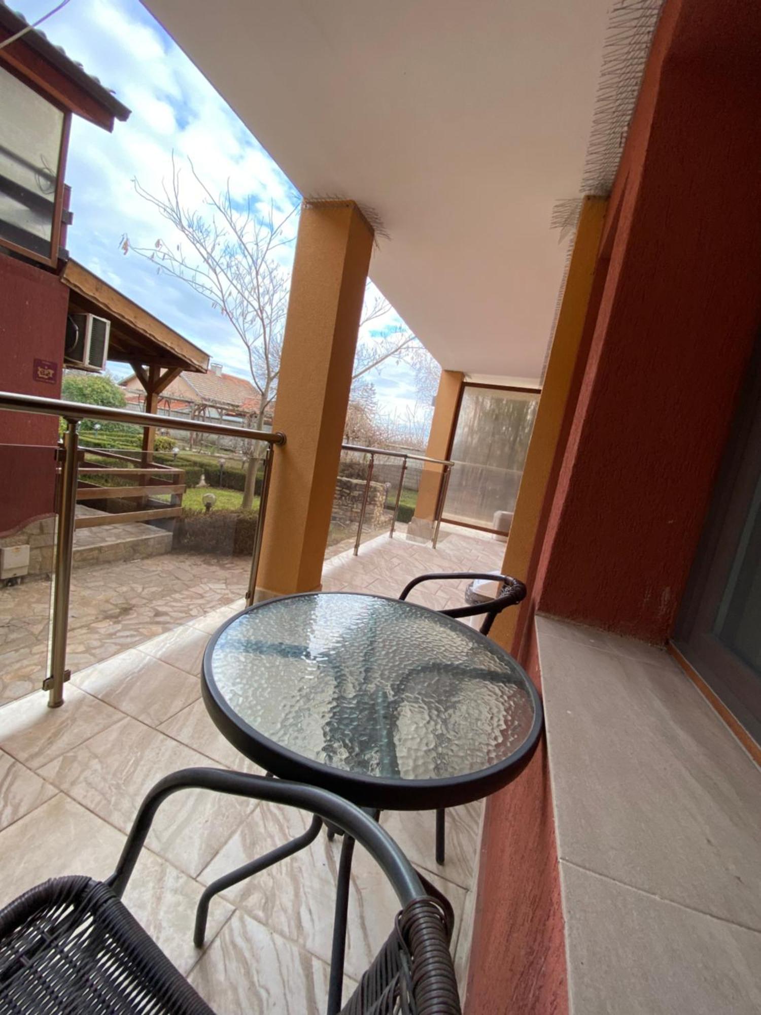 Guest Rooms Wild Duck Ezerets Exterior photo